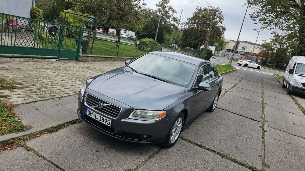 Volvo S80