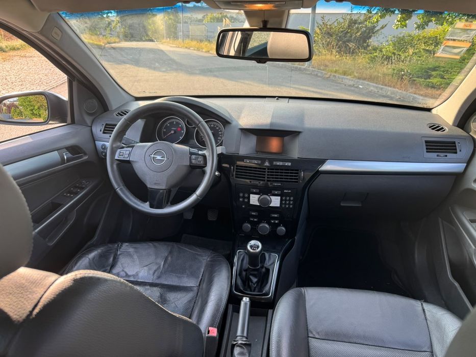 Opel Astra Diesel 1.7 125cv e caixa de 6 velocidades  (Motor ISUZU)