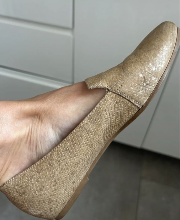 Polbuty loafersy bezowe r 36Wojas 24cm