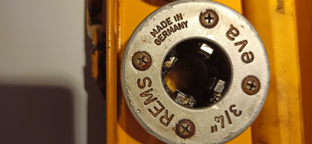 REMS EVA Matriz de roscar manual usado