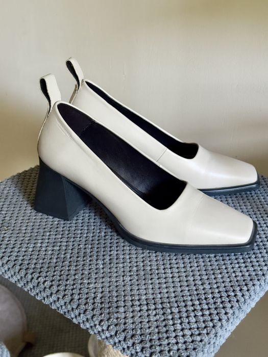 Туфлі VAGABOND Hedda модель 5103-001-02 в 36 розмірі