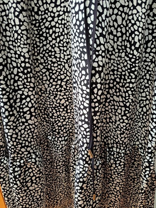 Vestido comprido preto e branco