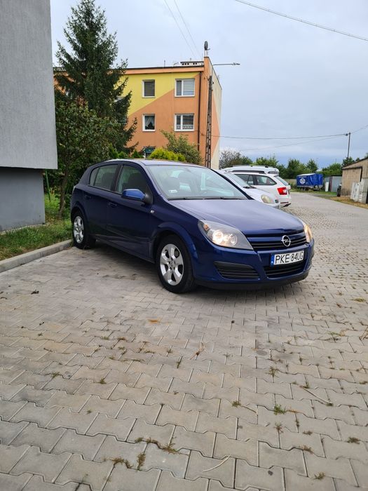 Opel Astra H dwa kpl Kół spalanie 5.5l klimatyzacja