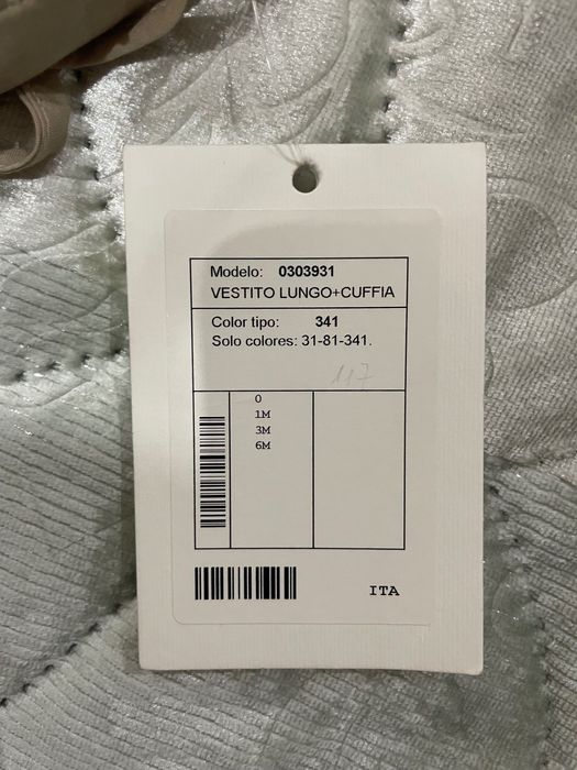 Vestido Pili Carrera com touca