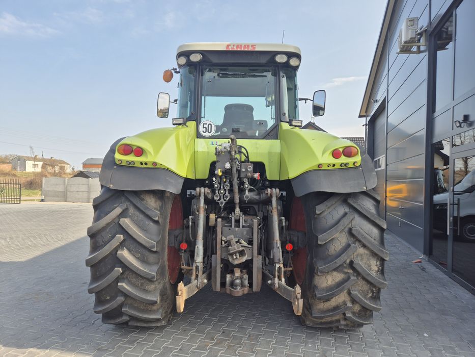 Ciągnik Claas Axion 820 pneumatyka