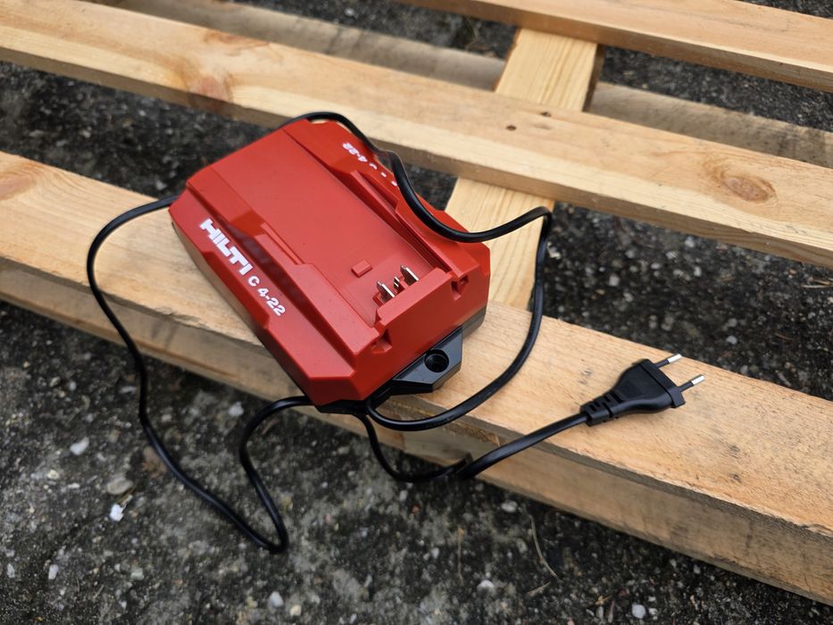 Ładowarka HILTI C 4-22 nuron