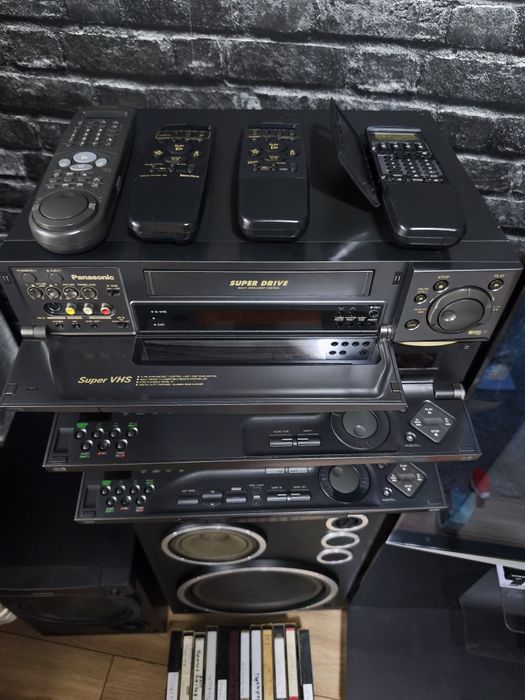 Panasonic svhs NV-HS1000 SUPER STAN  NV-HS900 NV-HS800 z pilotami