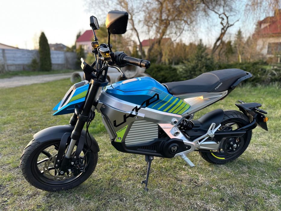 Tromox UKKO S elektryczny 125cc na kat A1/B jak soco horwin zero 440km