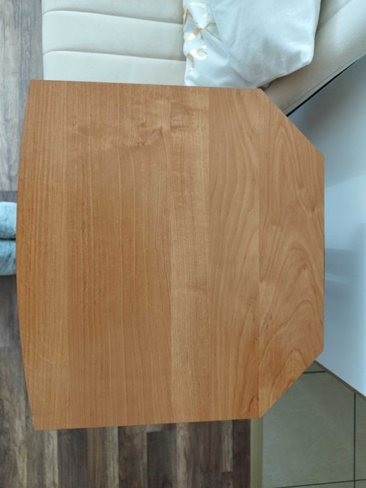 Stolik okolicznościowy