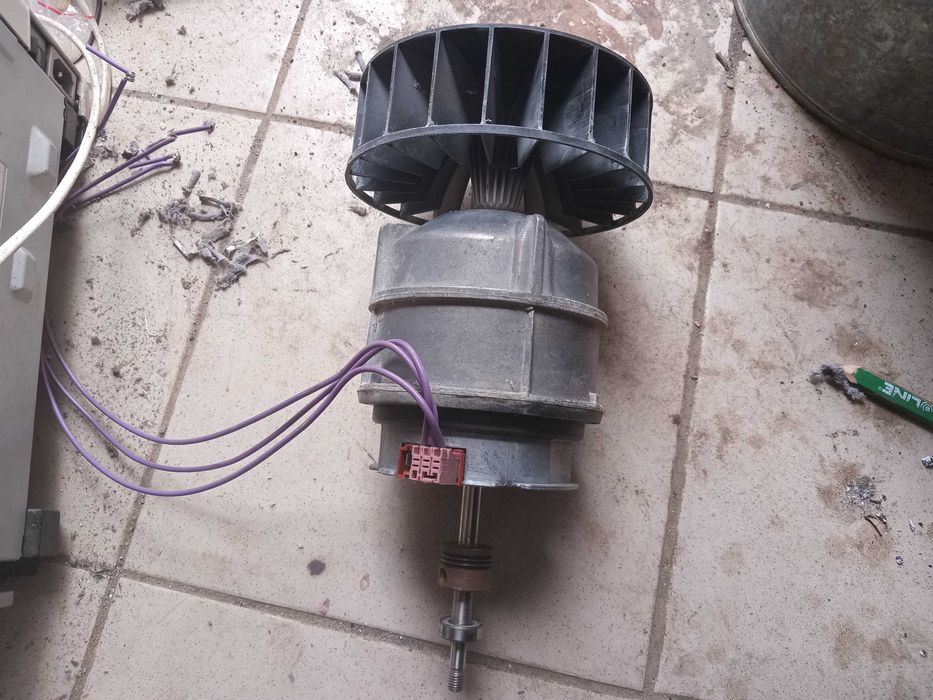 Двигун вентилятора сушарки SIEMENS SIWATHERM C2 MOTOR олх