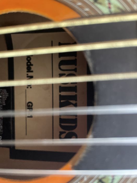 Guitarra classica 1/2 crianca