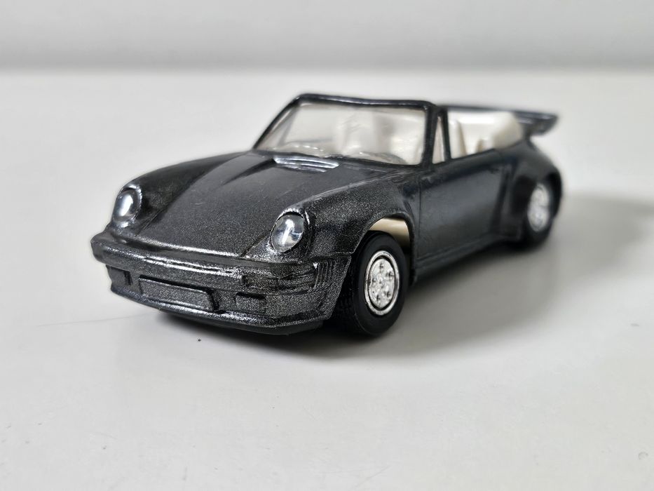 Model samochodu Porsche 911 Cabriolet Deles 1991 Skala 1:43