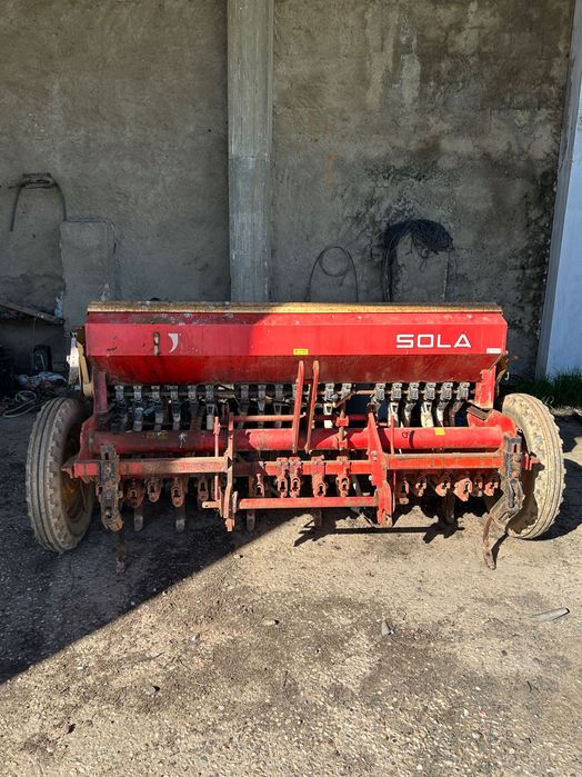 Semeador de linhas Sola