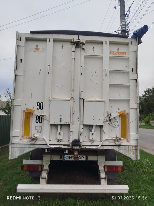 Benalu 2005 року