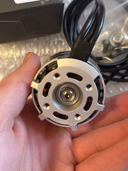 Двигун FPV дрона BrotherHobby Tornado T7 4215 260KV