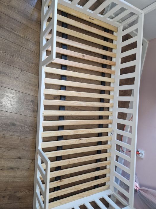 Łóżeczko domek 90x200 białe łóżko dziecięce