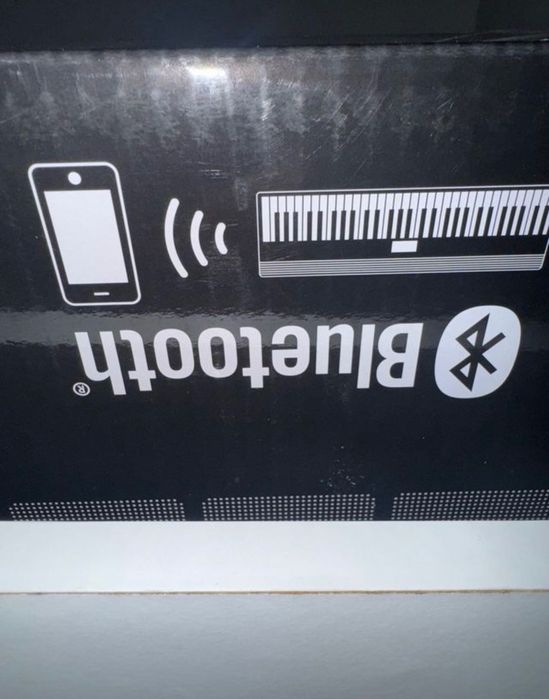 MIDI Bluetooth Keys roland novo com caixa