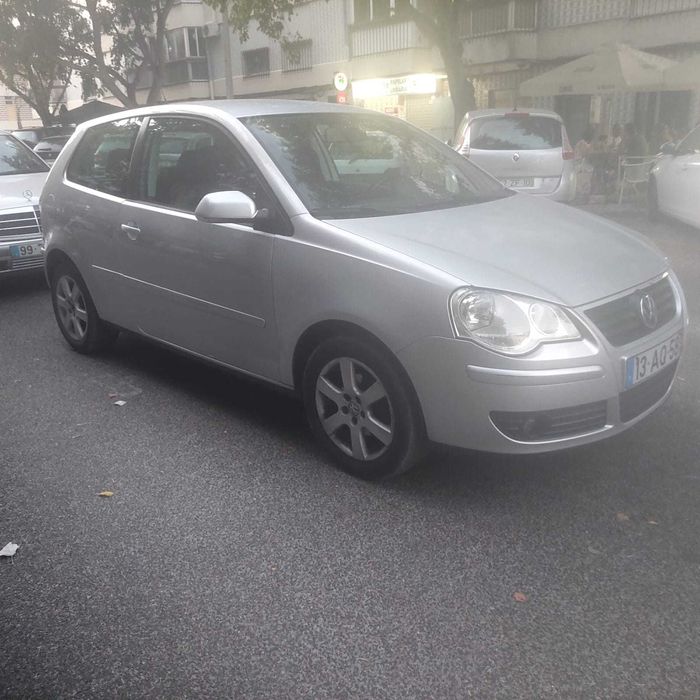 Polo 1.2  , 2005 , gasolina , 2.999 € , 155.000 kms ... Tlm 964060025