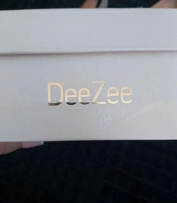 Sprzedam buty czarne  damskie deezee