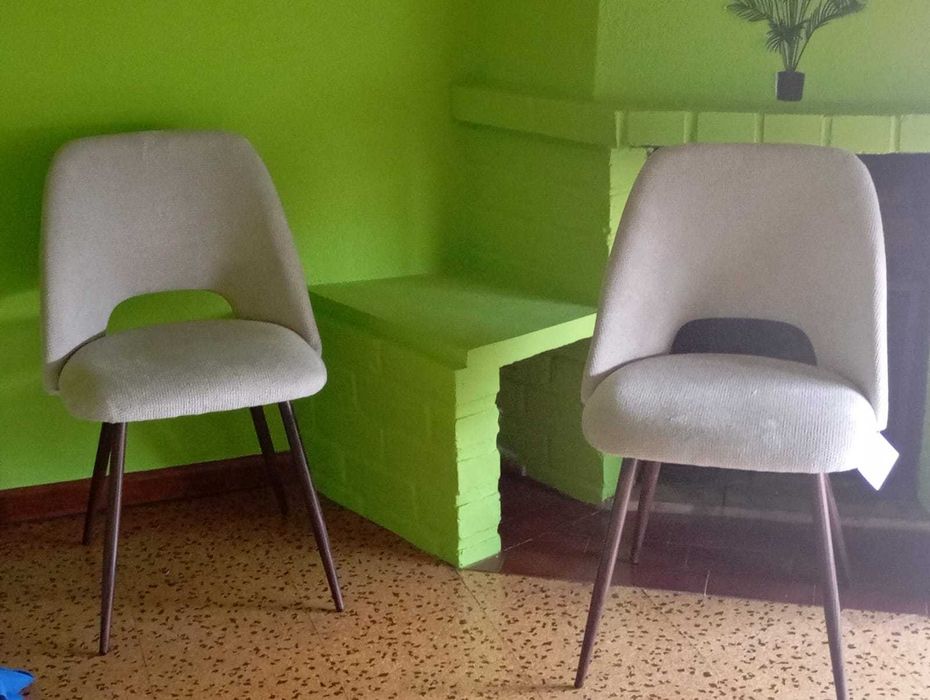 Cadeiras Almofadadas
