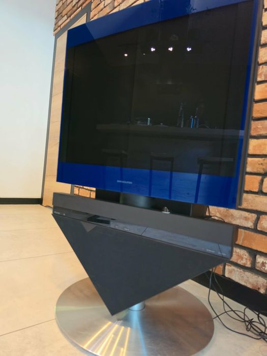 Bang & Olufsen CRT AV9000
