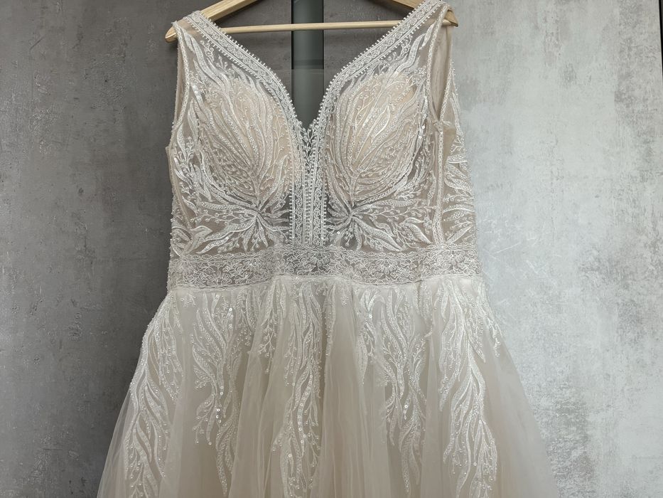 Suknia ślubna, kolor ivory