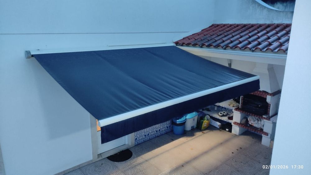 Toldo retrátril automático + estrutura Somfy