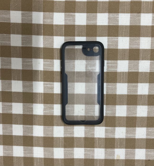Capa Iphone SE         Capa Iphone SE