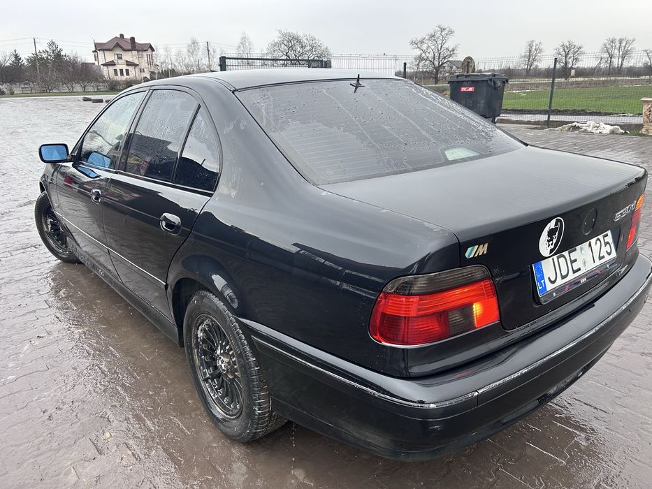 Продам Bmw e39 2000 год, м57 3.0 механика