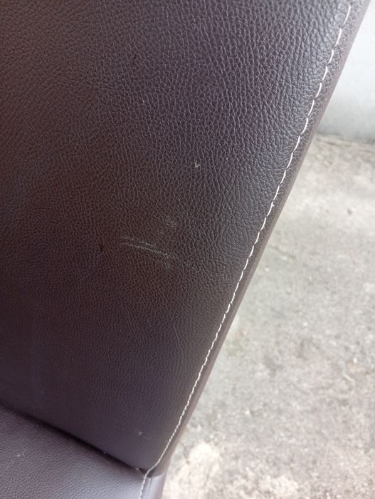 2 krzesła  tapicerowane 100 zł za 2 sztuki