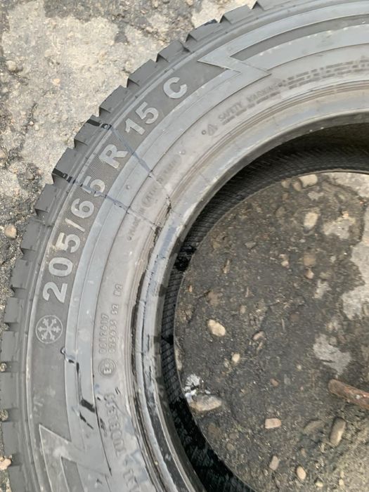 Шини 205/65 R15C пара Semperit 6,5мм, зима 2022р