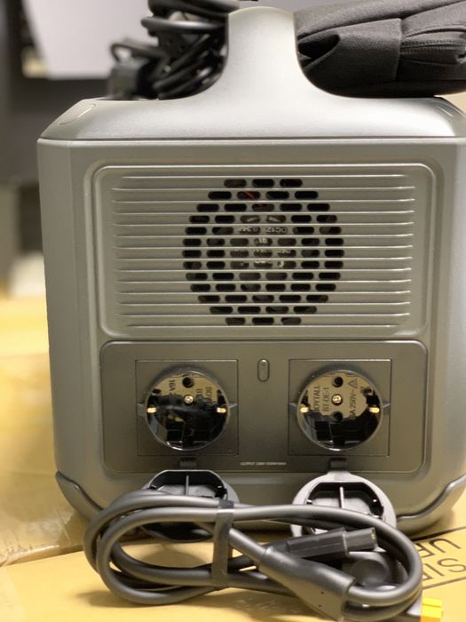 Зарядна станція Ugreen PowerRoam GS1200 1200W 1024Wh