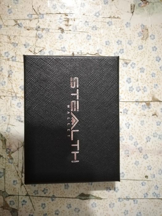 Vendo caixas de carteira nova bom estado