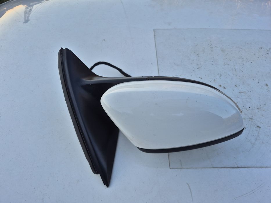 Lusterko prawe elektryczne skoda rapid seat toledo iv kolor Lf9e 6 pinowe europa