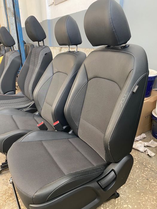 Продам сидіння Кіа соул та Пежо 208