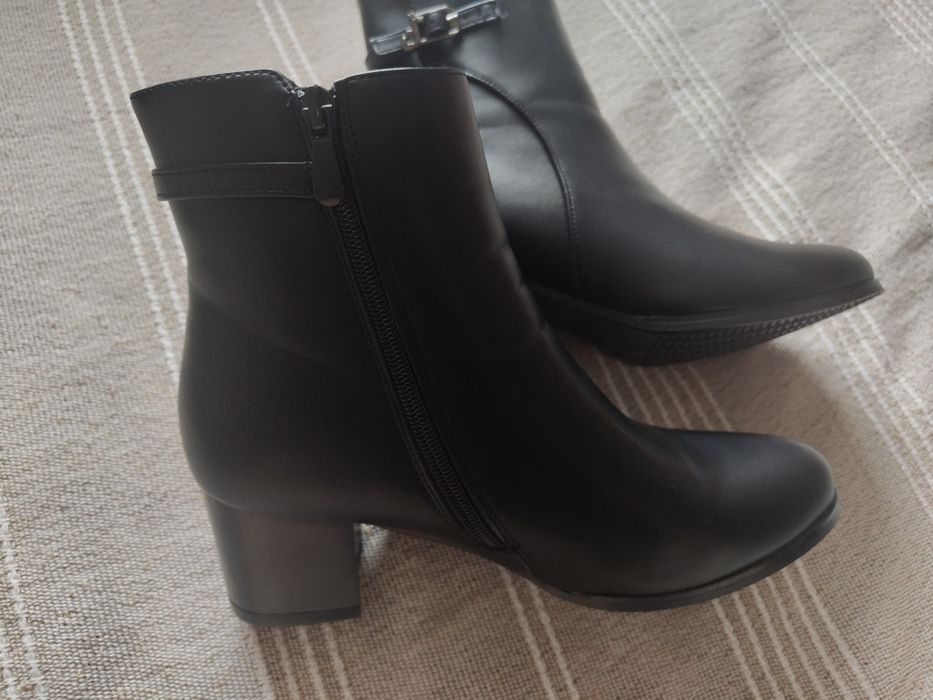 Botki Enplus 39 na klocku 5,5 cm • Nowe • Jesień/Zima • TikTok logo