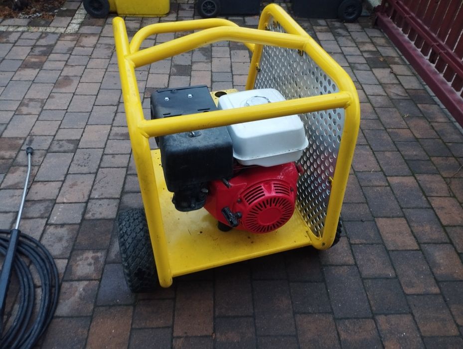 Myjka spalinowa karcher HD1040