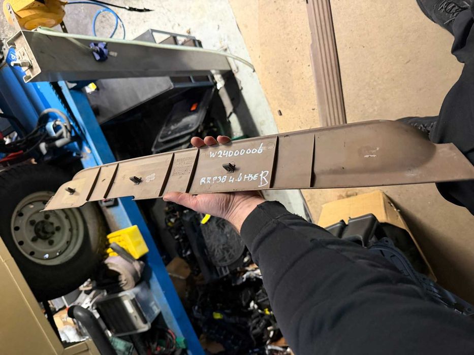 Range Rover P38 pousa pés peseira friso camel