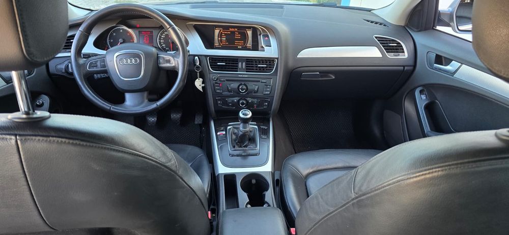 Audi A4 Sedan 2.0 TDI