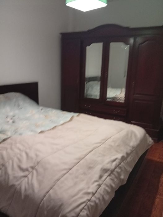 Quarto para arrendar...