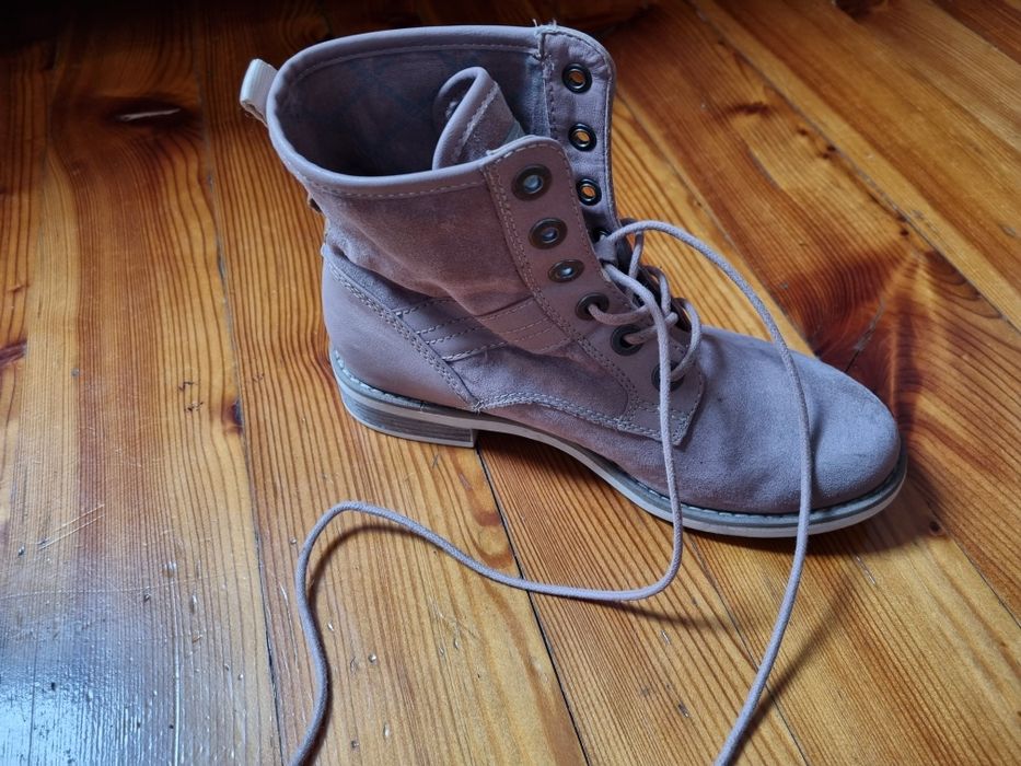 Buty botki rozmiar 39 koloru różowego