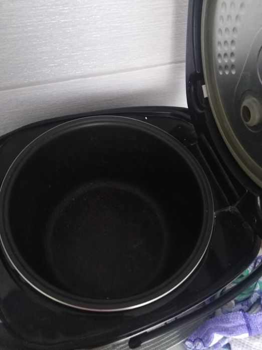 Мультиварка редмонд