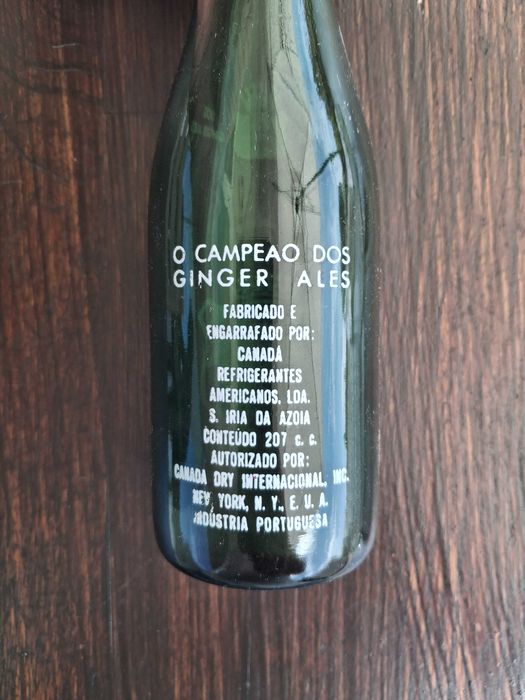 Garrafa antiga Canada Dry