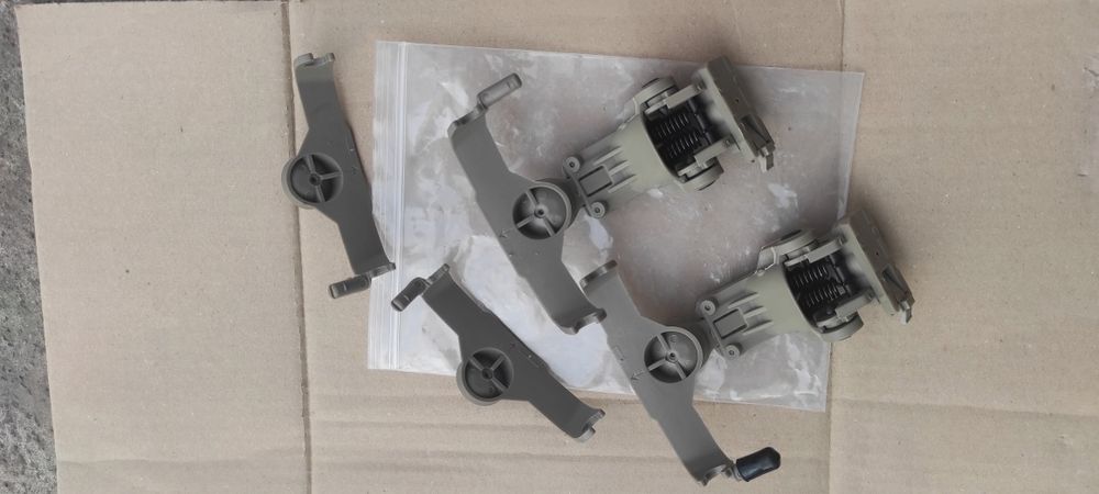 Кріплення адаптер на шолом для навушників