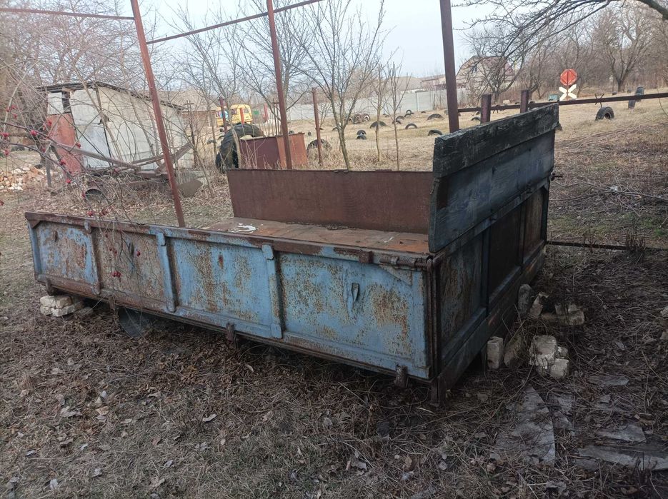 Продам кузов газ-53 бортовий.