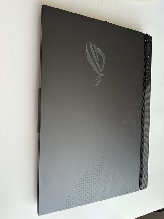 Asus rog strix g17 G713PI
