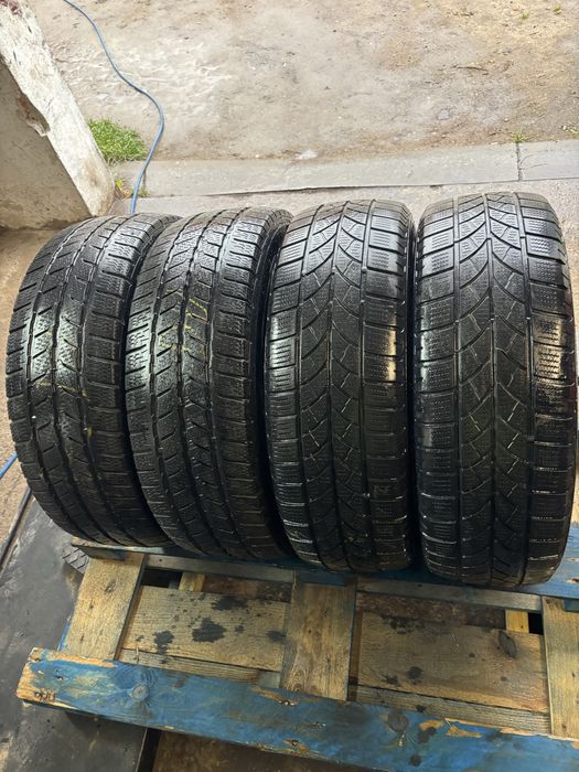 Opony zimowe 215/65/16c Continental