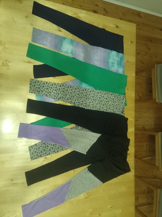 Zestaw getrów dla dziewczynki 140