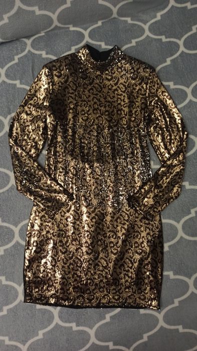 Sukienka cekiny sylwestrowa odkryte plecy nowa Reserved r. L