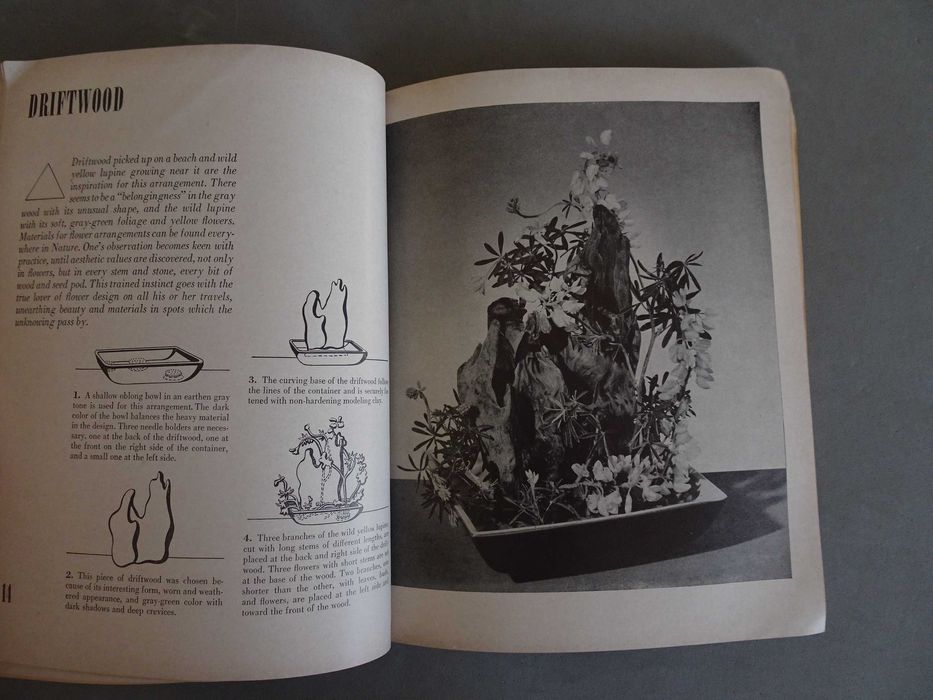 Livro de Arranjos florais - Sunset Flower Arrangement Book 1952
